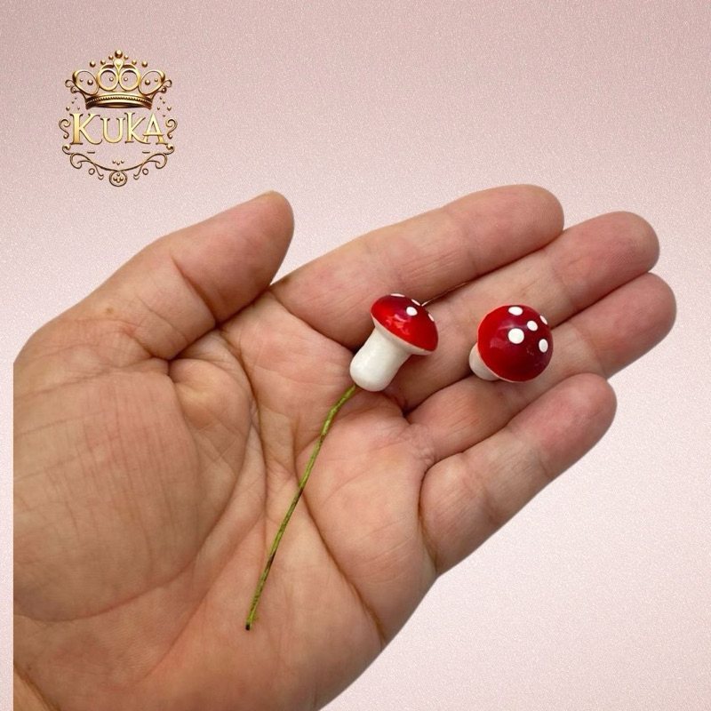 10-mini-cogumelos-vermelhos-para-decoracao-e-terrario-detalhe-encantador