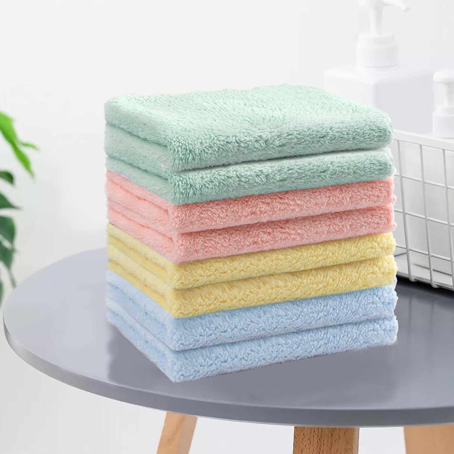 Pacote com 8 Panos de Lã Coral Macia - Toalhas Faciais Absorventes 18x23cm