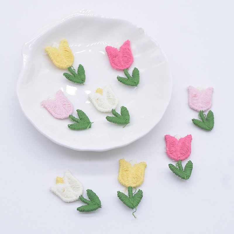20 Flors de Tricô Bordadas para Festas e Decoração