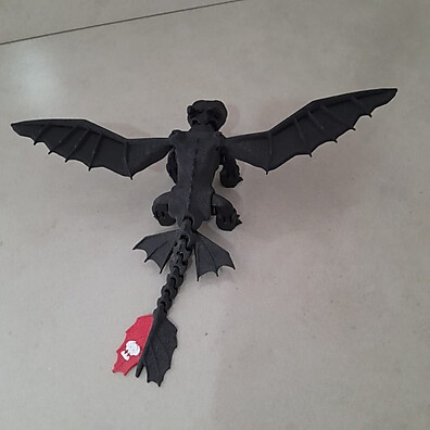 Brinquedo Articulado Banguela Fúria da Luz – 20cm 3D