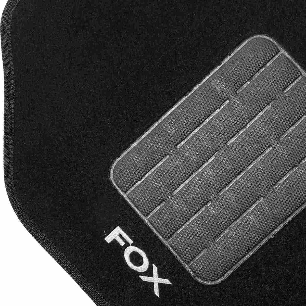 Kit 5 Tapetes Carpete Automotivo Fox 2003-2014 Preto - Encaixe Perfeito e Durabilidade
