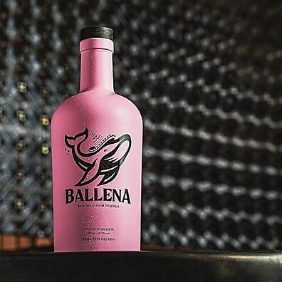 Licor Ballena Morango Tequila: Cremoso e Irresistível 750ml