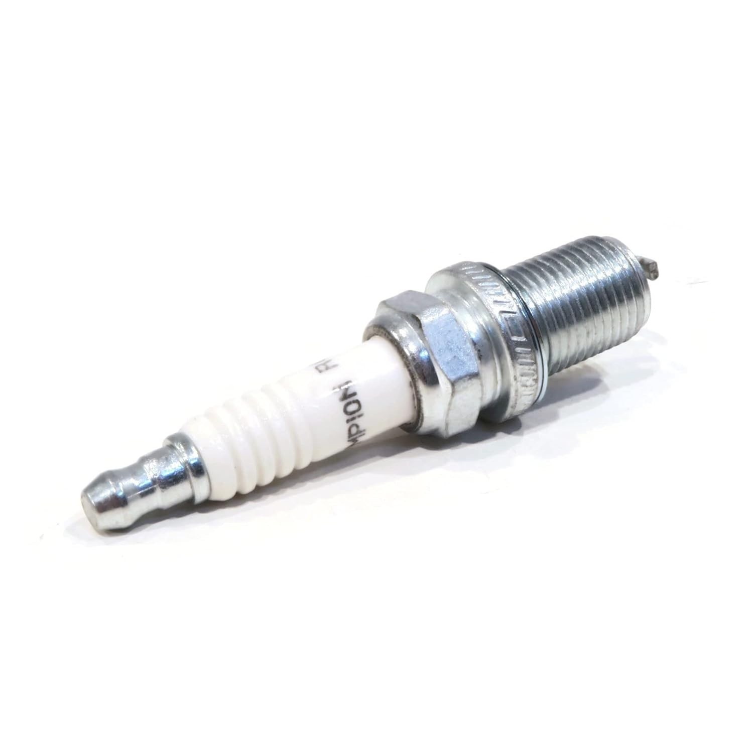 Plugue de Ignição Champion RC12YC para Briggs & Stratton e MTD - Performance Confiável