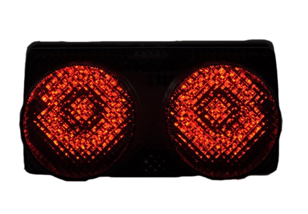 Luz Traseira LED Fumê com Setas Integradas para Yamaha R1 (98-99) e FZR (88-93) - Upgrade Visual e Segurança