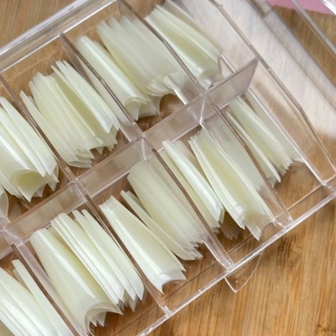 Unhas Tips D&Z Leitosa: Alongamento Perfeito em Caixa Acrílica