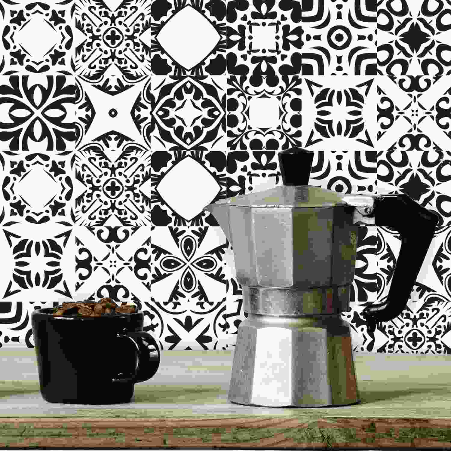 Adesivo de Azulejo Preto e Branco Évora 15x15 cm | 18 Unidades | Transforme Sua Parede com Estilo Clássico