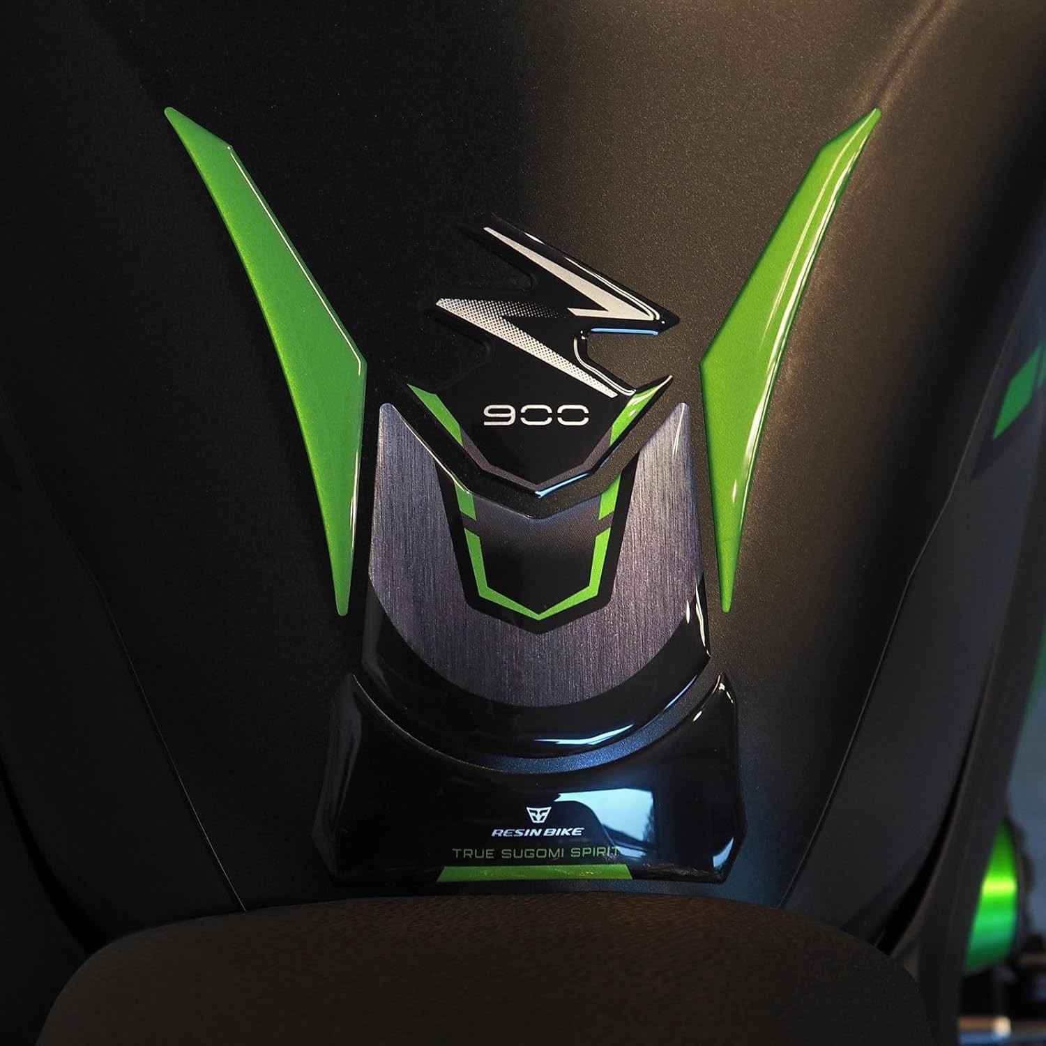 Adesivos Resin Bike 3D para Kawasaki Z900 / Z900 SE 2025: Proteção Premium e Estilo Italiano