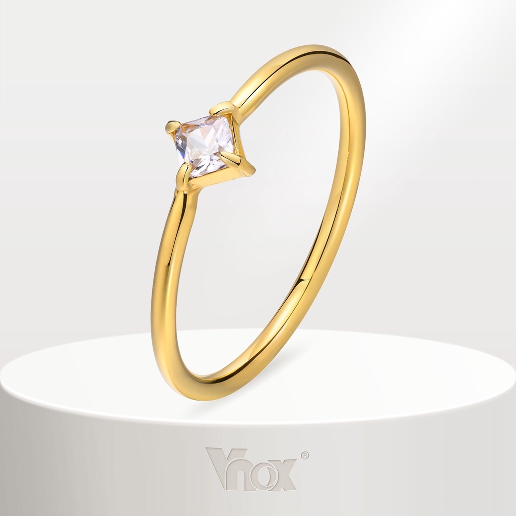 Anel de Noivado Ouro 18K: Zircônia e Diamante