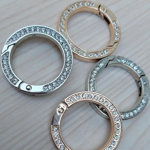 argolas-de-luxo-com-strass-kit-2-pecas