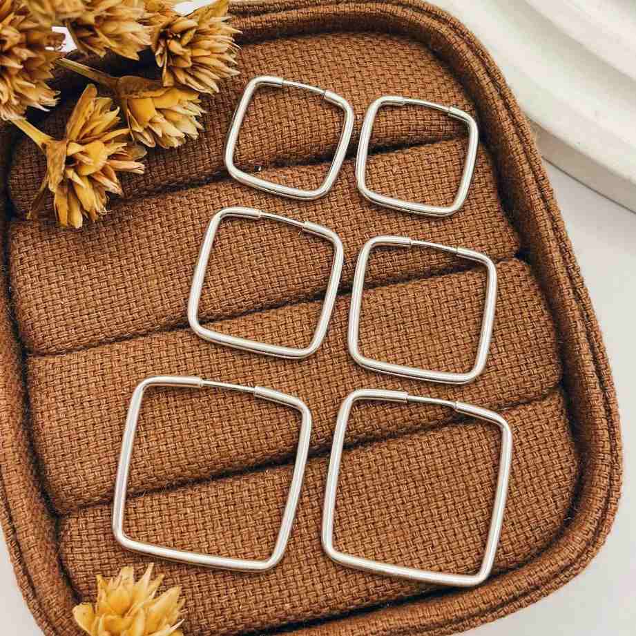 argolas-quadradas-em-prata-925-elegancia-e-versatilidade-para-seu-estilo