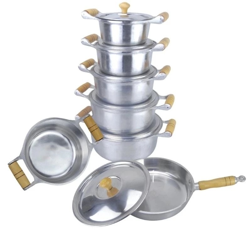 Jogo Panela Fundida + Frigideira 20cm + Canecão Alumínio Batido