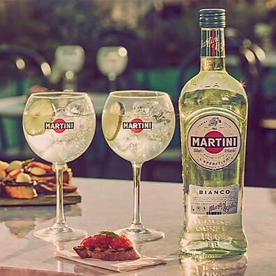 bianco-750ml-martini-refrescante-branco-vermute