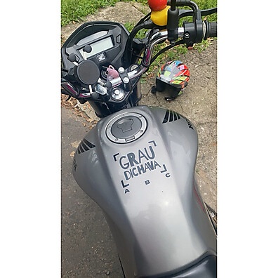 Kit Adesivo Aranha Chora Agora Ri Depois para Moto e Bike