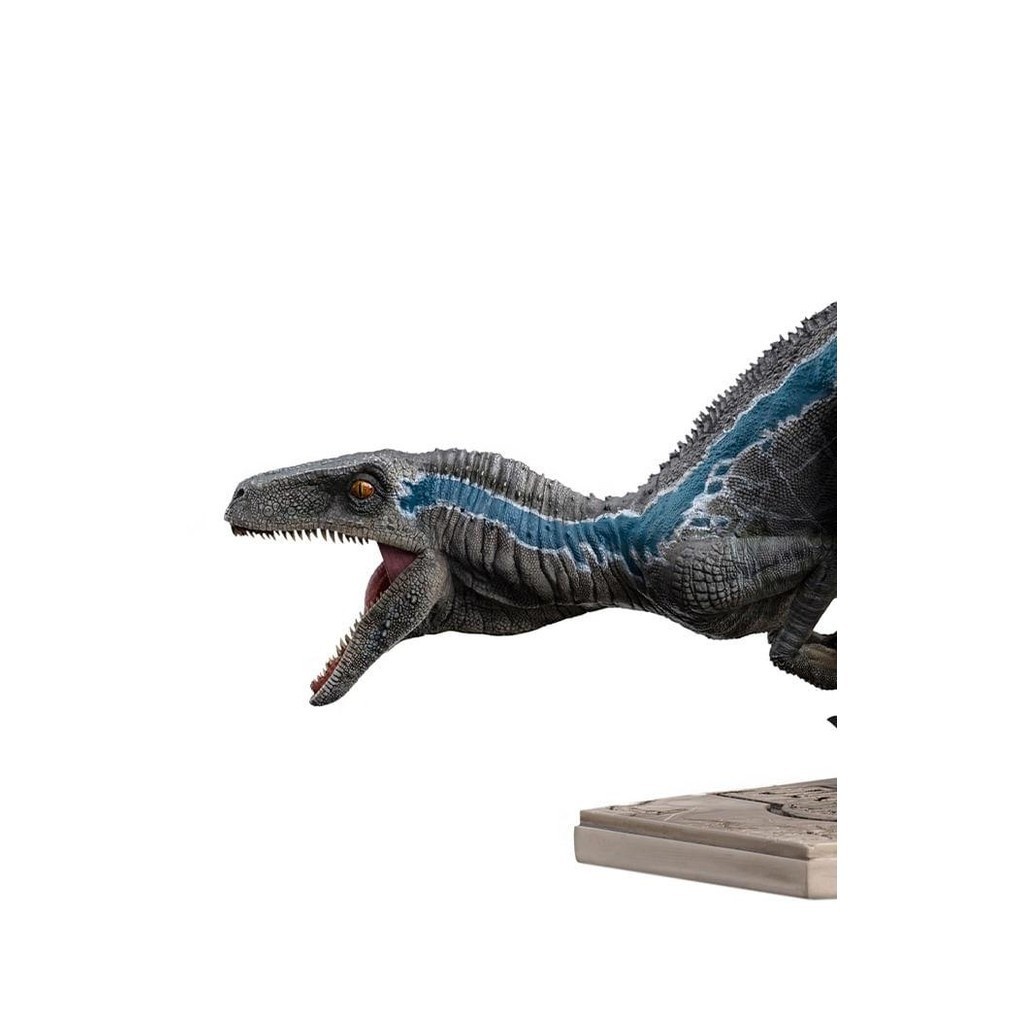 Blue - Jurassic World: A Raptor Mais Icônica!