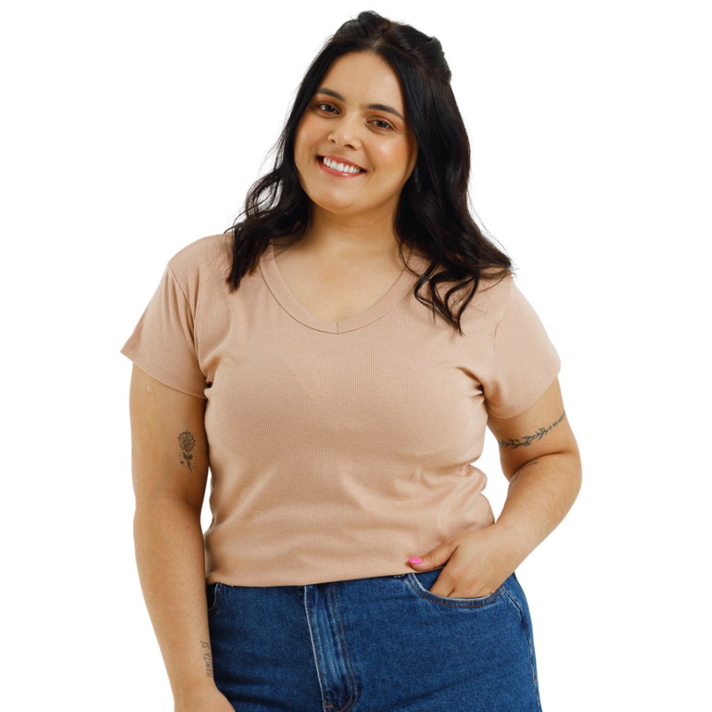 Blusa Feminina Decote V Plus Size: Conforto e Estilo