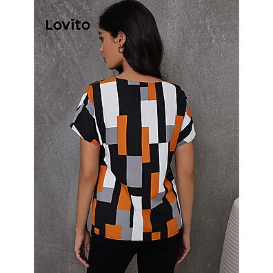 Blusa Lovito com Padrão Geométrico: Estilo Elegante e Moderno