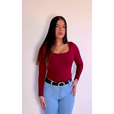 Blusa Segunda Pele Feminina: Conforto e Estilo em Uma Peça
