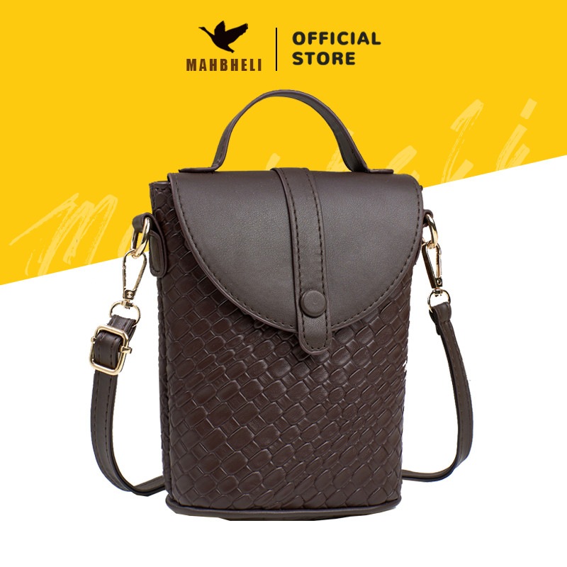 Bolsa Mini Trançada: Estilo e Praticidade!