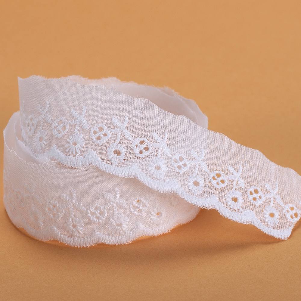 Bordado Inglês 2,5cm: Toque de Charme em Algodão Puro