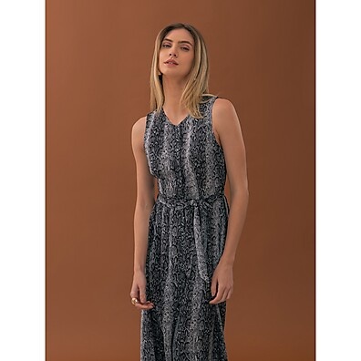 Vestido Longo Estampado Cobra com Cinto e Botão
