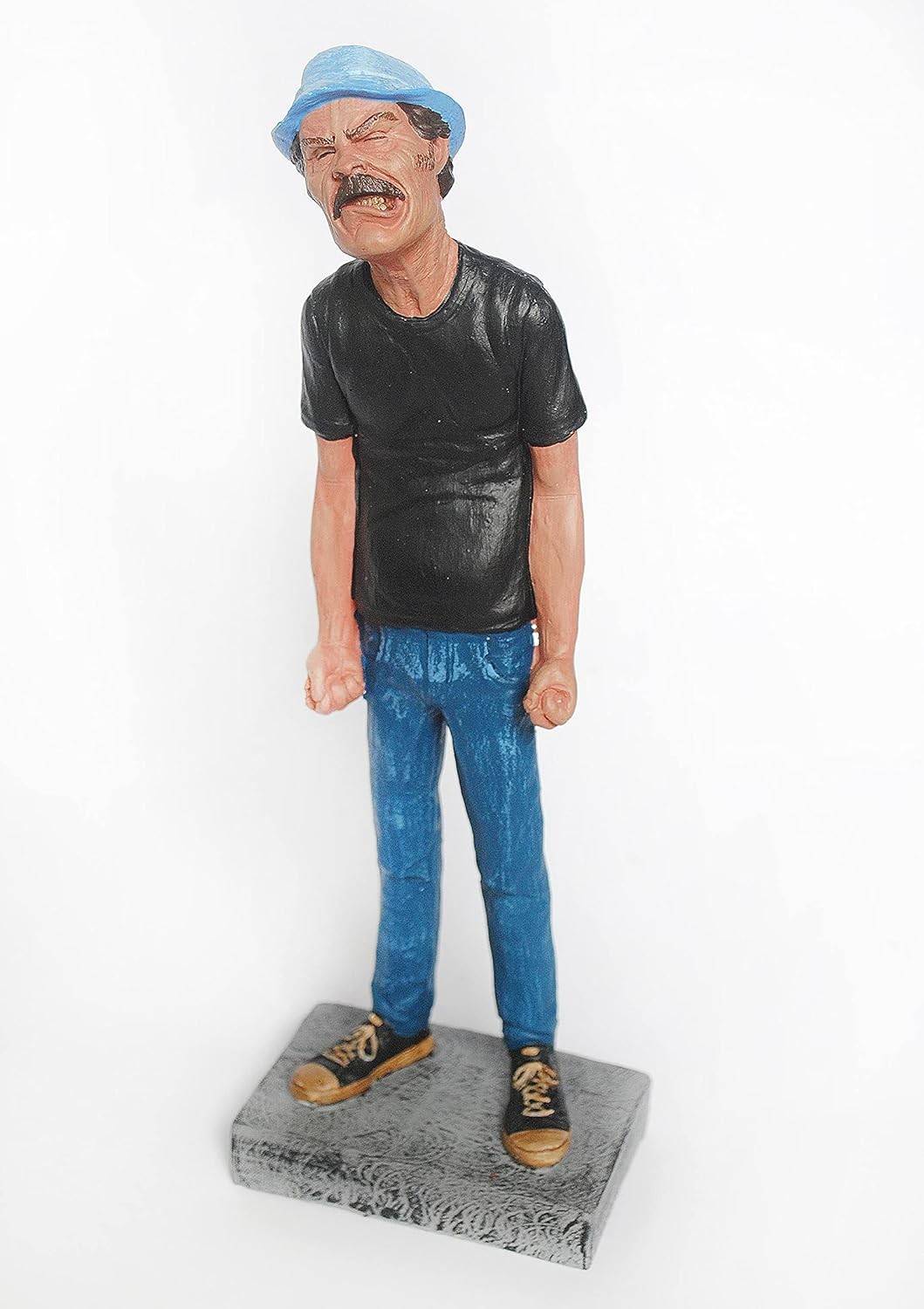 Sr. Madruga Bravo - Estatueta de Resina da Turma do Chaves - Coleção Completa