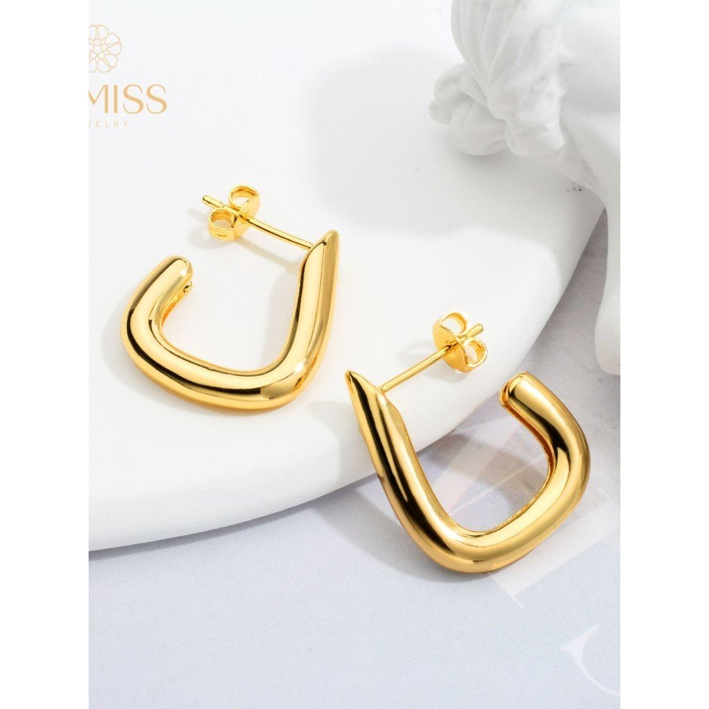 Brinco Anzol Folheado Ouro 18k: Elegância Antialérgica