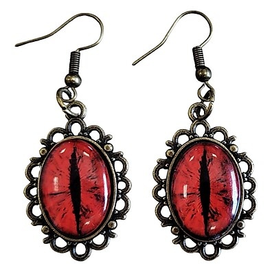 Brinco Olho Vermelho Halloween: Assuste com Estilo!
