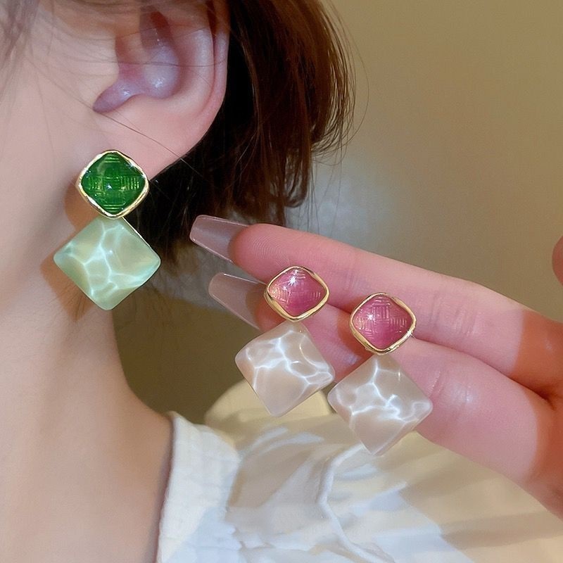 Brincos de Cristal: Brilho e Estilo para Você ✨