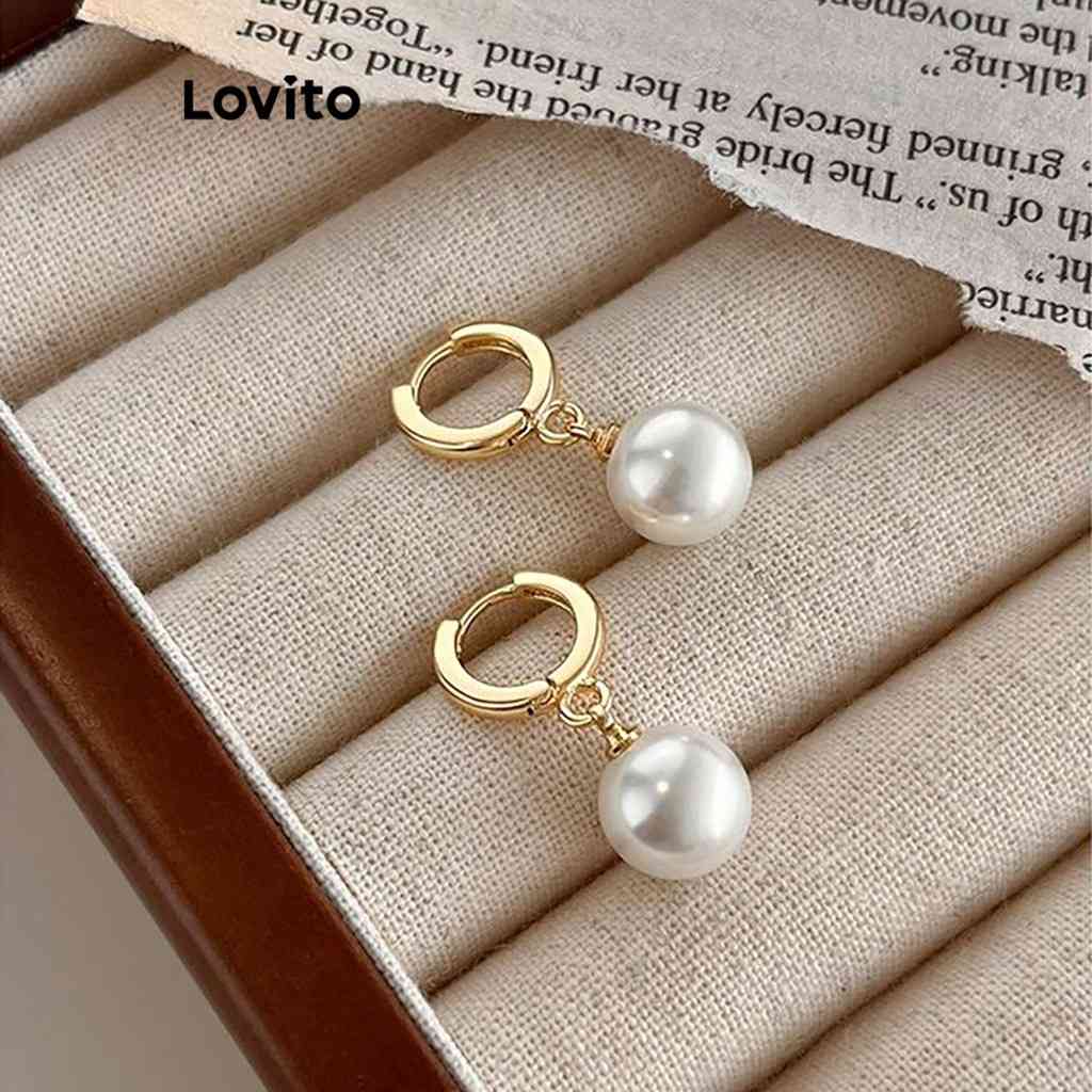 Brincos de Pérola Lovito: Elegância Casual