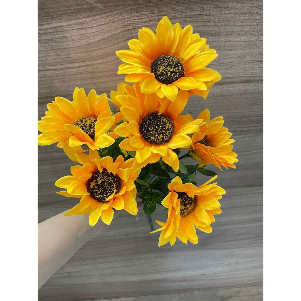 Buquê de Girassol Artificial com 9 Flores – Decoração Perfeita para Casamentos e Festas
