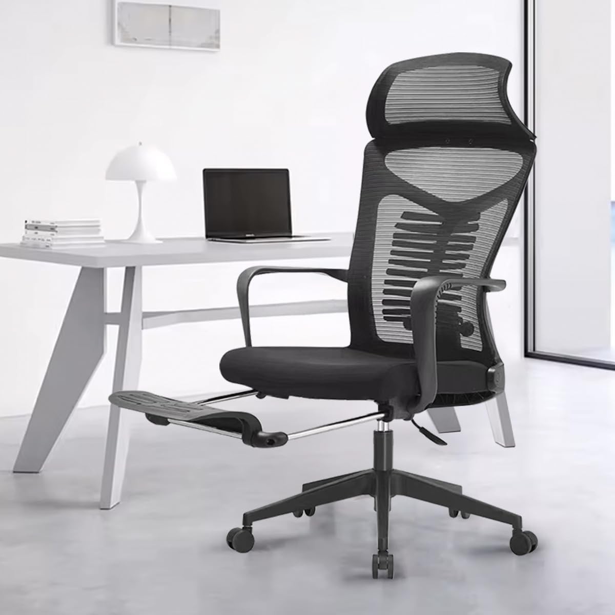 Cadeira Ergonômica Python Fly com Suporte Lombar Ajustável e Apoio de Pés Retrátil
