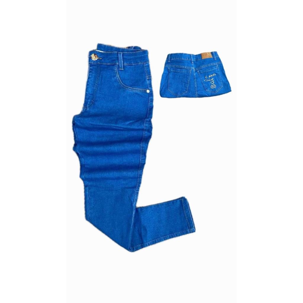 Calça Jeans Sal e Pimenta Plus Size: Cintura Alta e Estilo Único