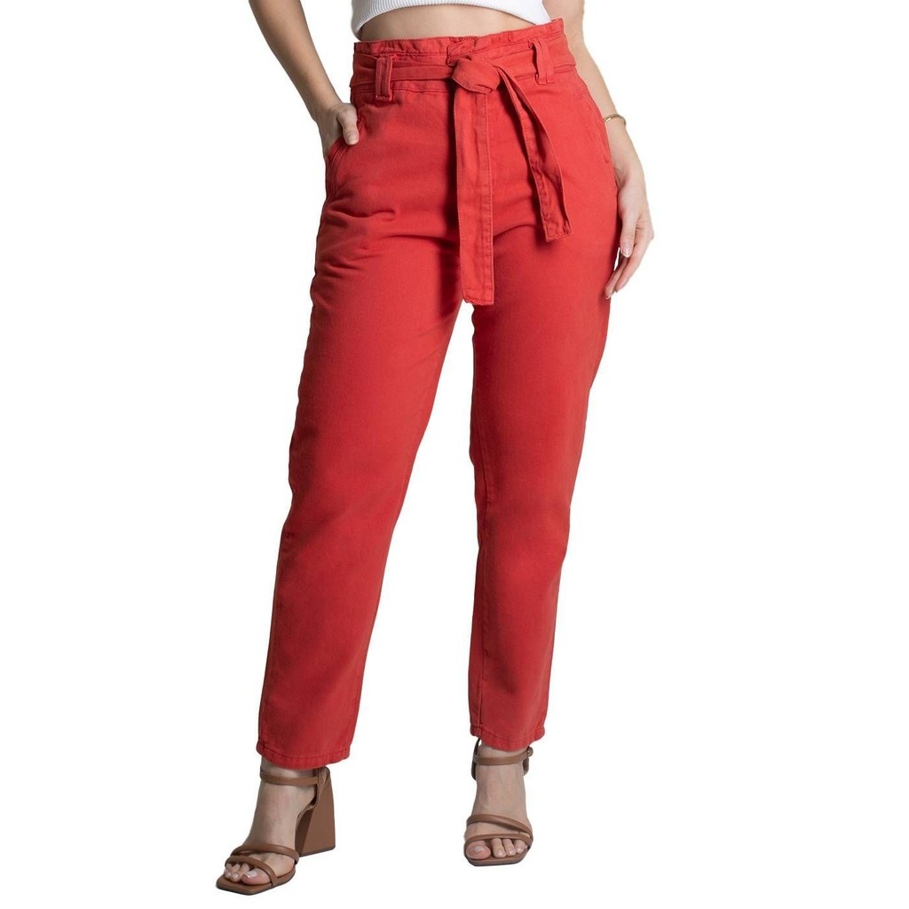 Calça Mom Sawary: Conforto e Estilo!