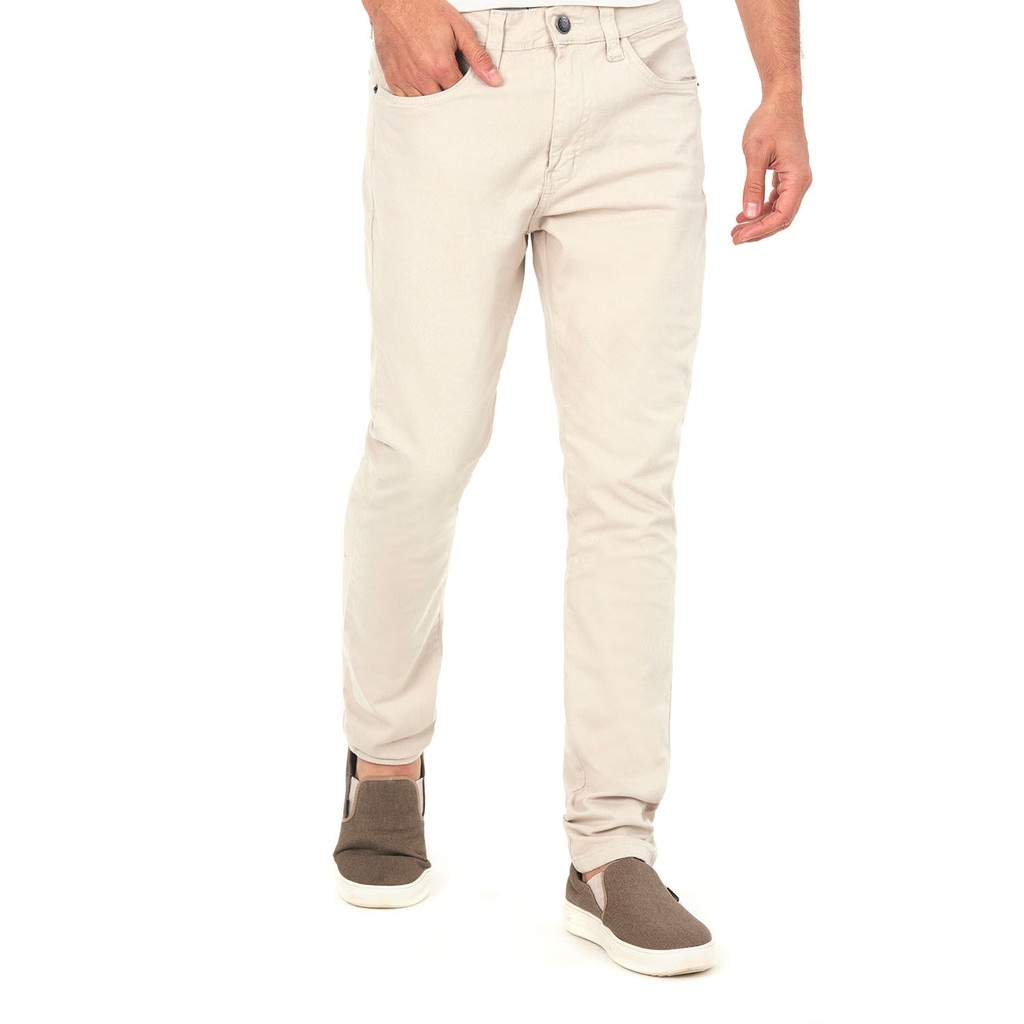 calca-sarja-masculina-caqui-estilo-e-conforto