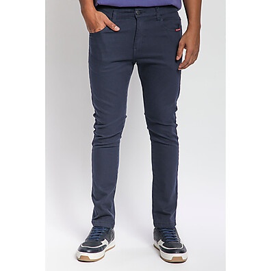 calca-sarja-skinny-masculina-estilo-e-conforto