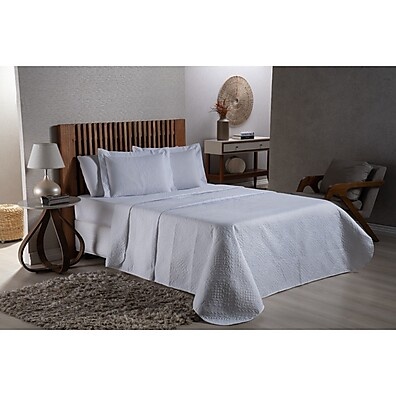 Colcha Cobre Leito Queen 2,00x2,40m – Conforto e Estilo na Cama