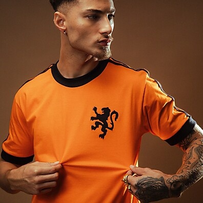 Camisa Holanda Retrô 1974: Reviva a Lenda!