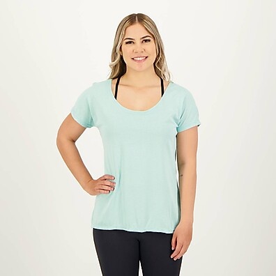 Camiseta Dryfit Selene: Conforto e Performance!