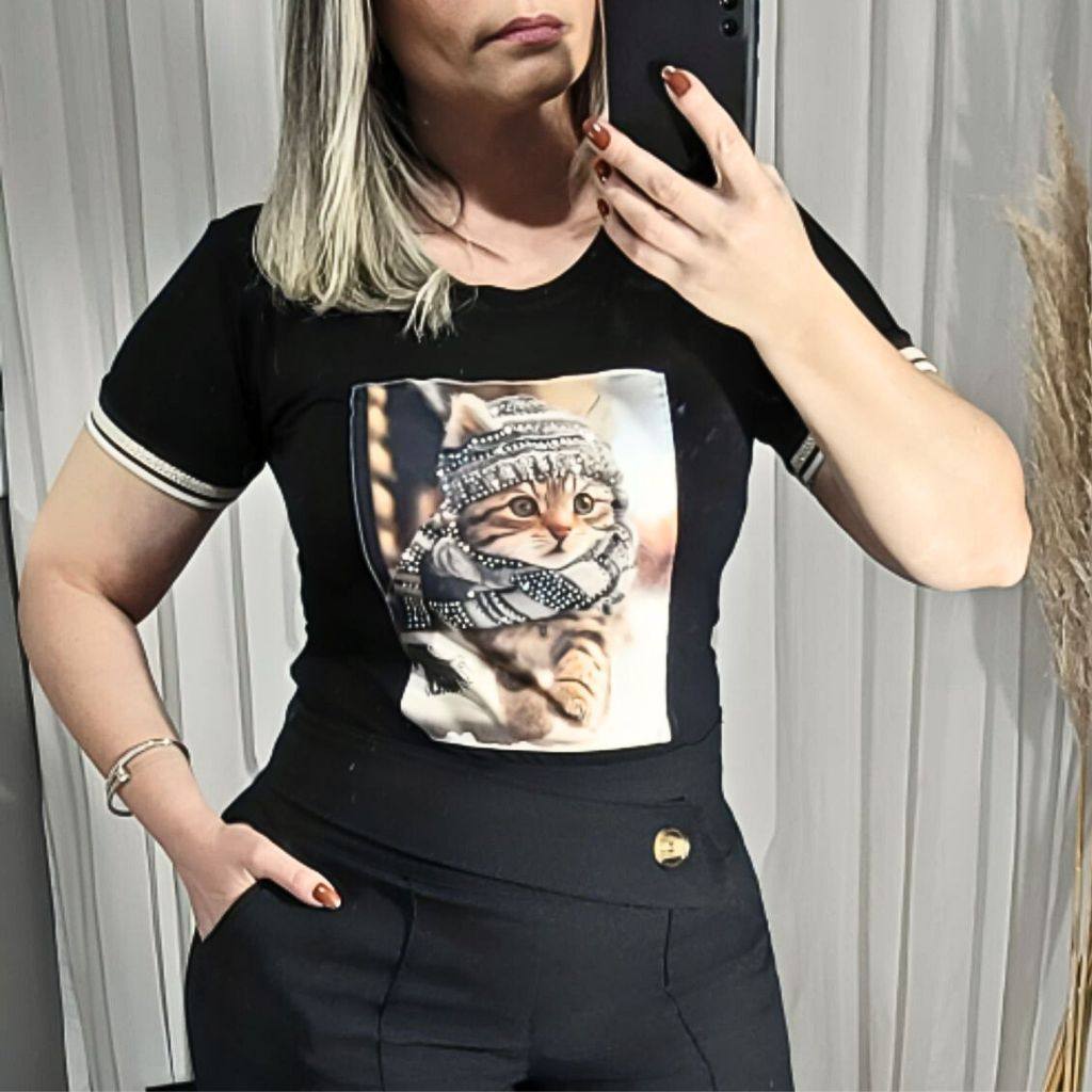 Camiseta Feminina Super Luxo: Conforto e Elegância Premium