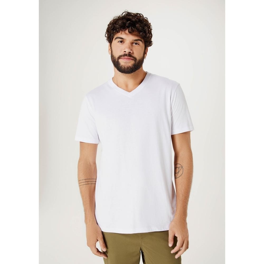 Camiseta Hering Gola V: Conforto e Estilo!