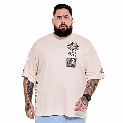 Camiseta Oversized Knulu: Liberdade e Estilo!