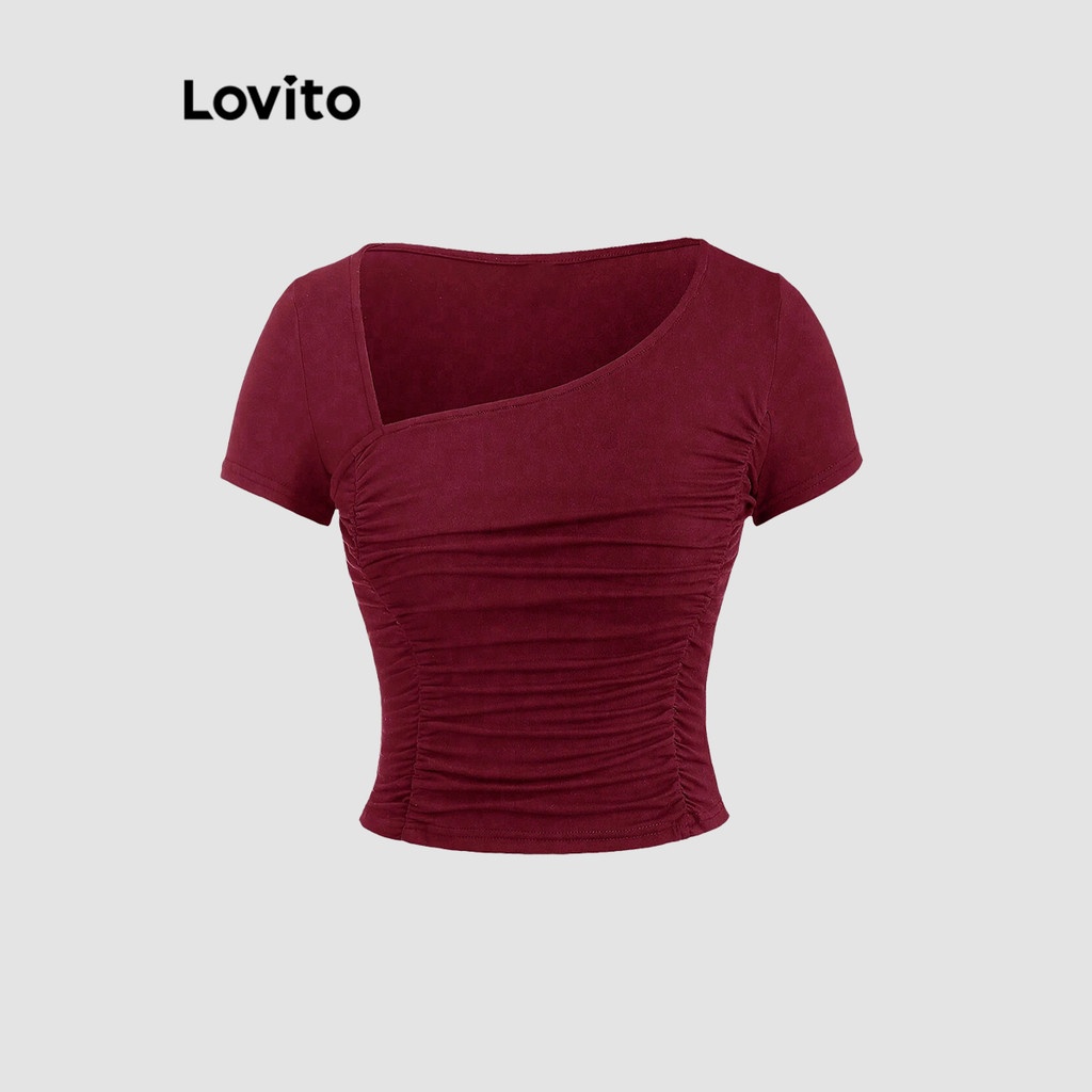 Camiseta Plissada Lovito: Estilo e Conforto!