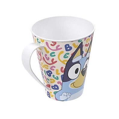 Caneca Bluey e Bingo: Hidratação Divertida!