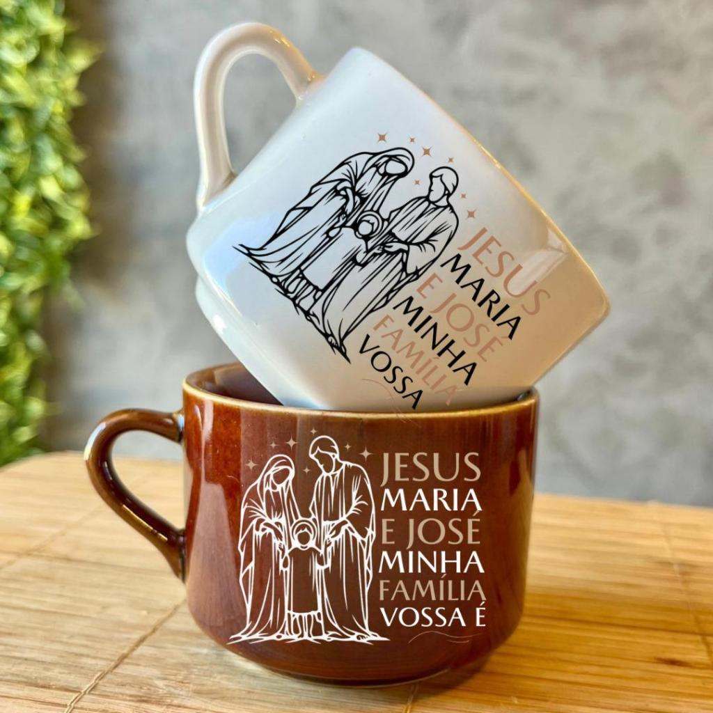 Caneca Sagrada Família: Leve, Resistente e Ideal para Presentes