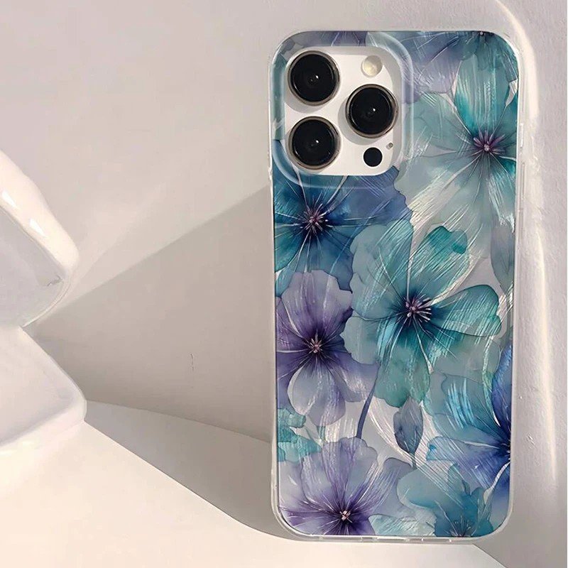Capa Floral Roxa para iPhone: Proteção e Estilo!