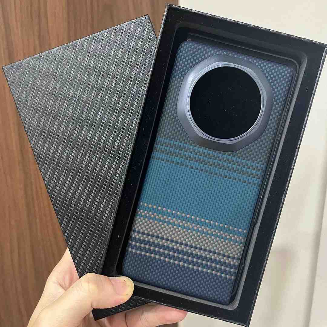Capa Huawei Magic V3: Aramid + MagSafe 🛡️
