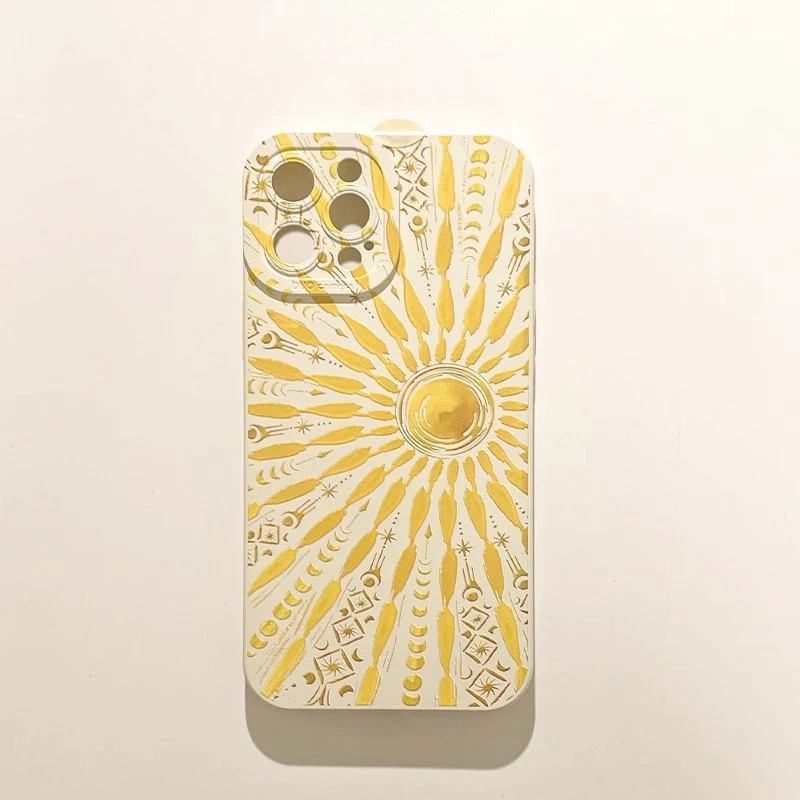 Capa iPhone: Estilo Dourado e Proteção Total