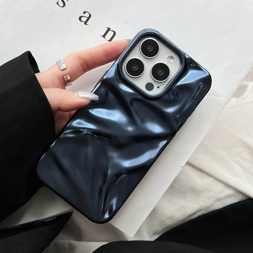 Capa iPhone: Luxo e Proteção 3D!
