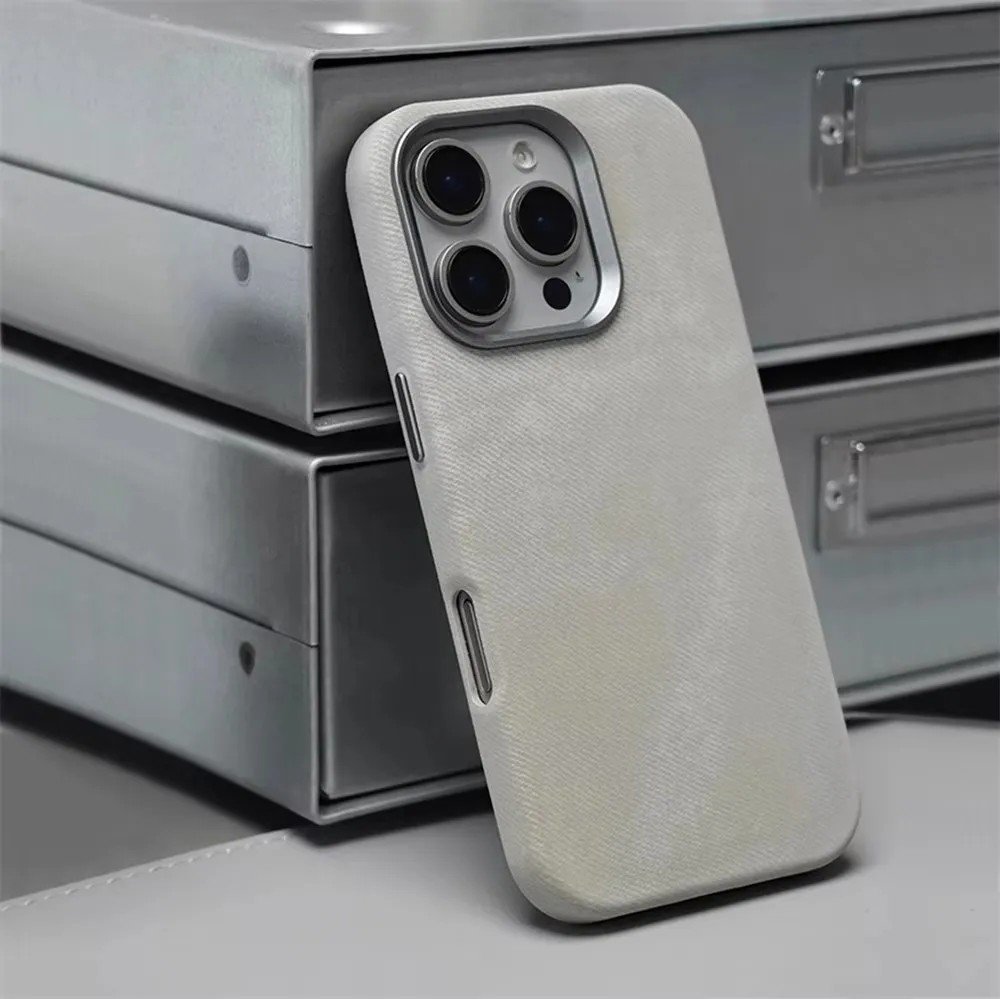 Capa iPhone MagSafe: Luxo e Proteção