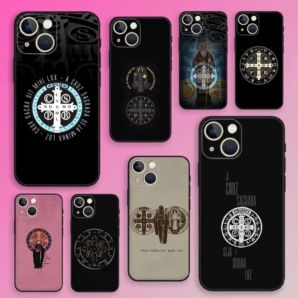 Capa iPhone São Bento: Proteção e Fé